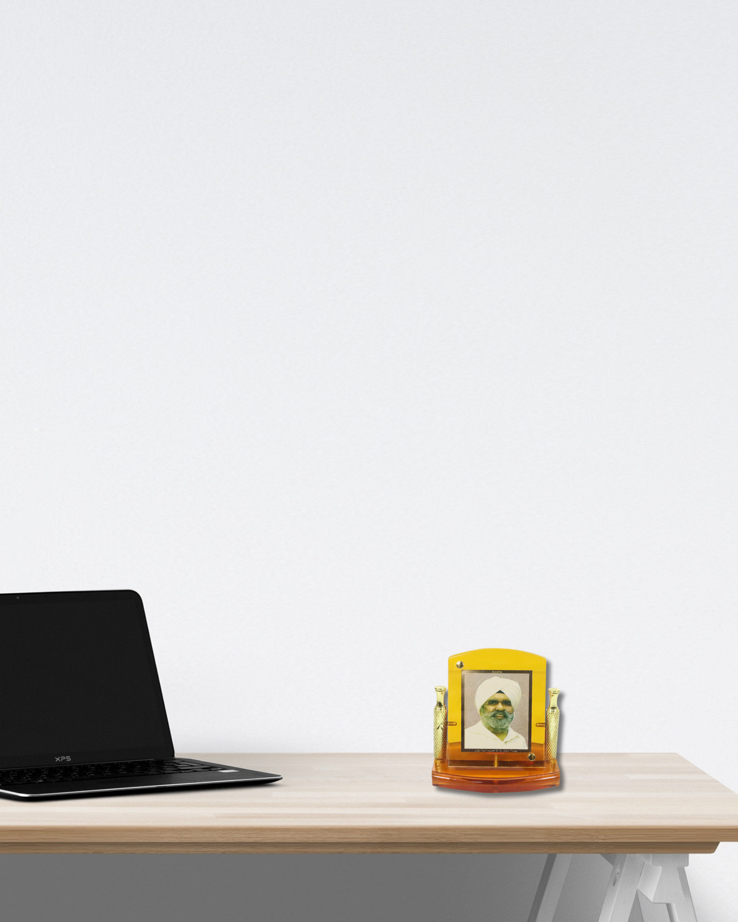 Gold Plated Acrylic Car Dashboard 500