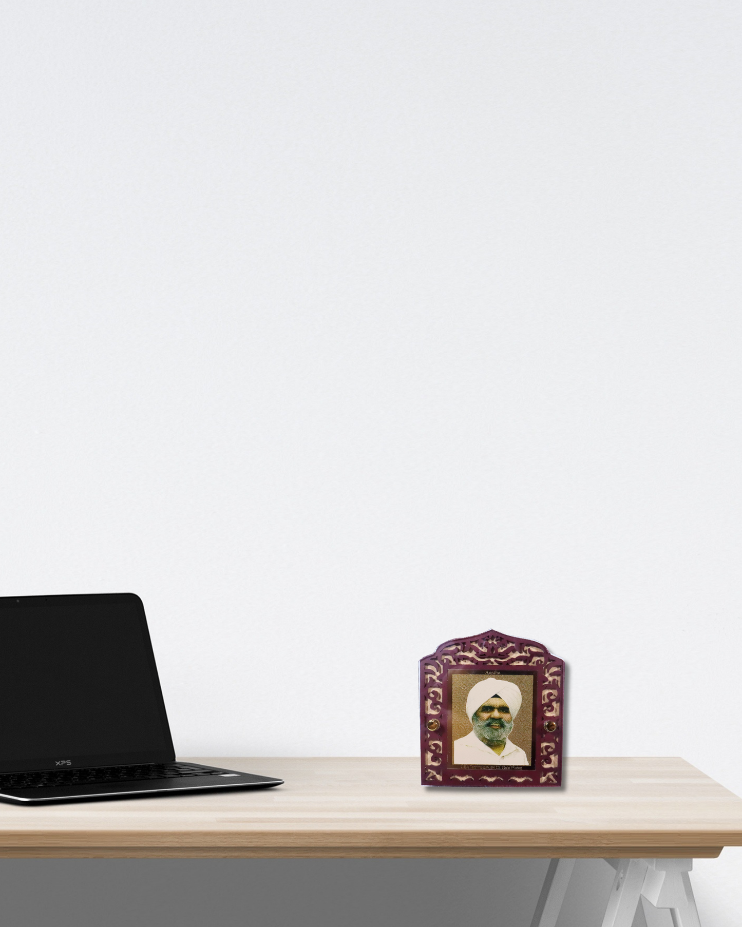 Gold Plated Acrylic 300 - Sant Rajinder Singh Ji Maharaj