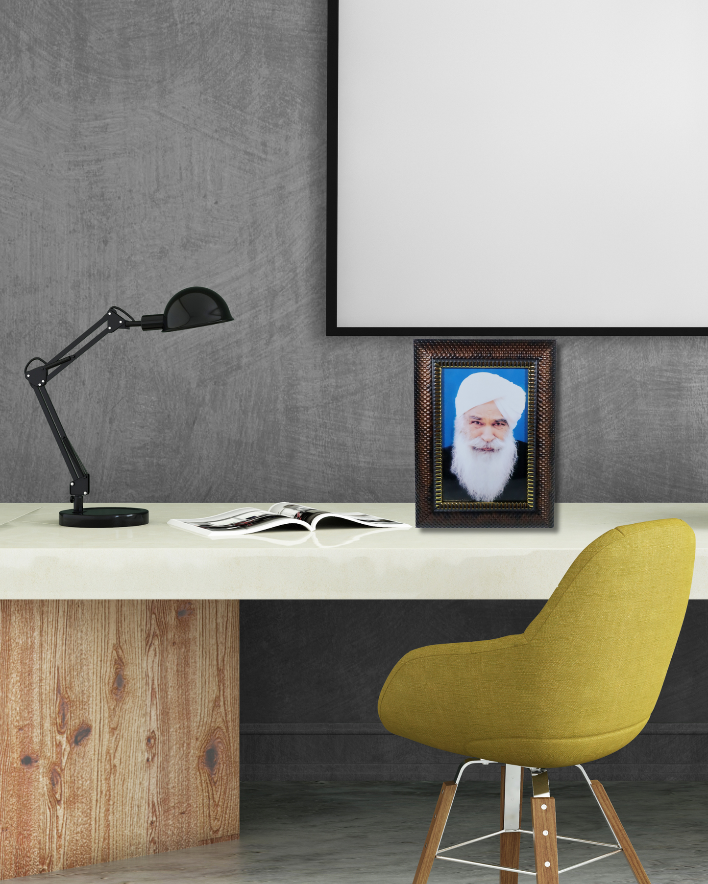 Photo Frame Stand - Sant Kirpal Singh Ji Maharaj